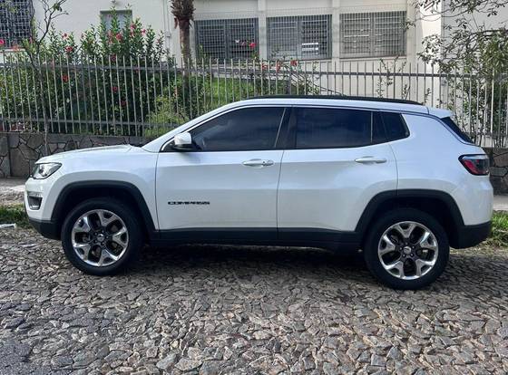 JEEP COMPASS 2.0 16V DIESEL LONGITUDE 4X4 AUTOMÁTICO JEEP COMPASS 2.0 16V DIESEL LONGITUDE 4X4 AUTOMÁTICO